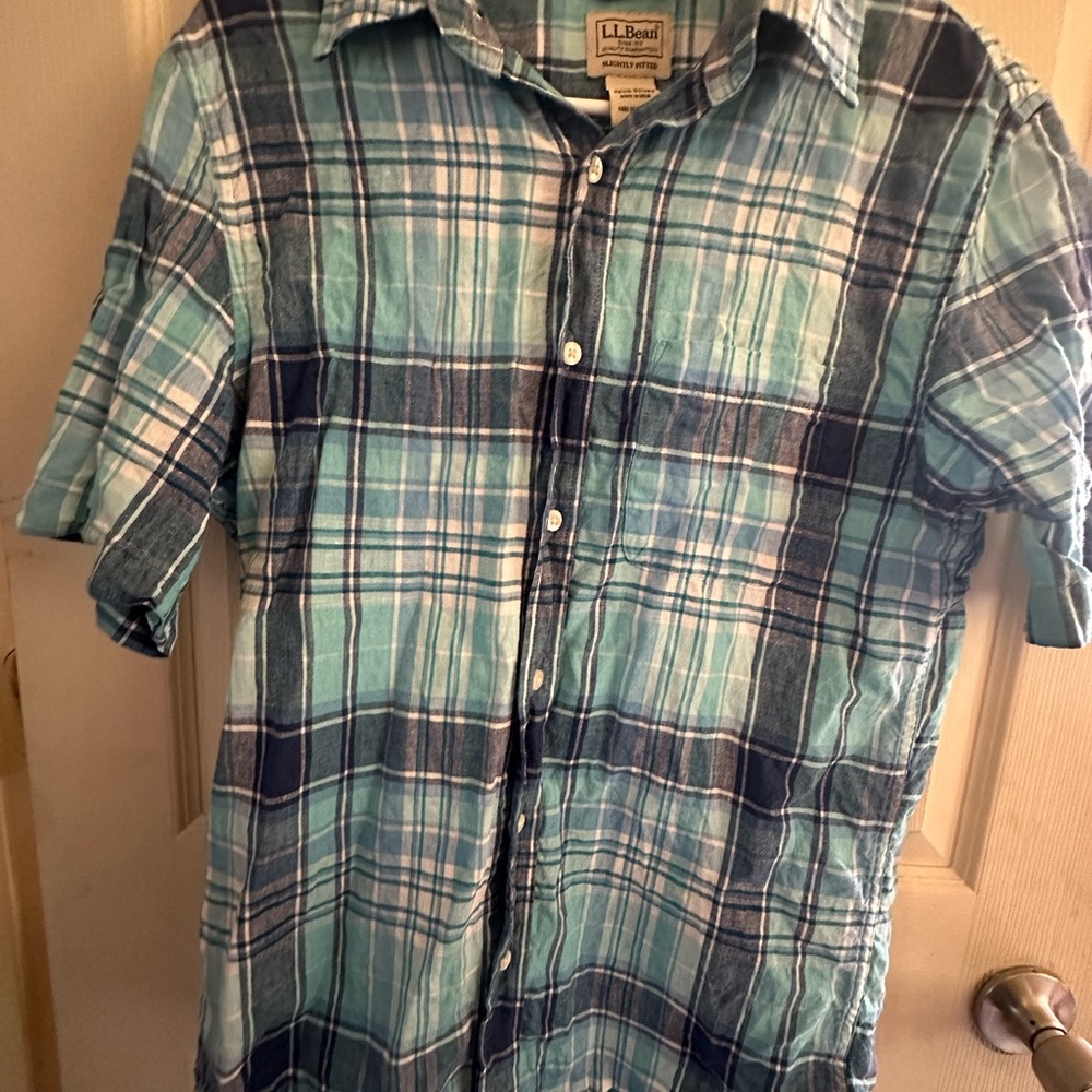 L.L. Bean Men's Blue Plaid Shirt EUC